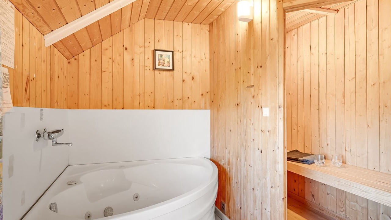 Photo of Bathroom in Trans