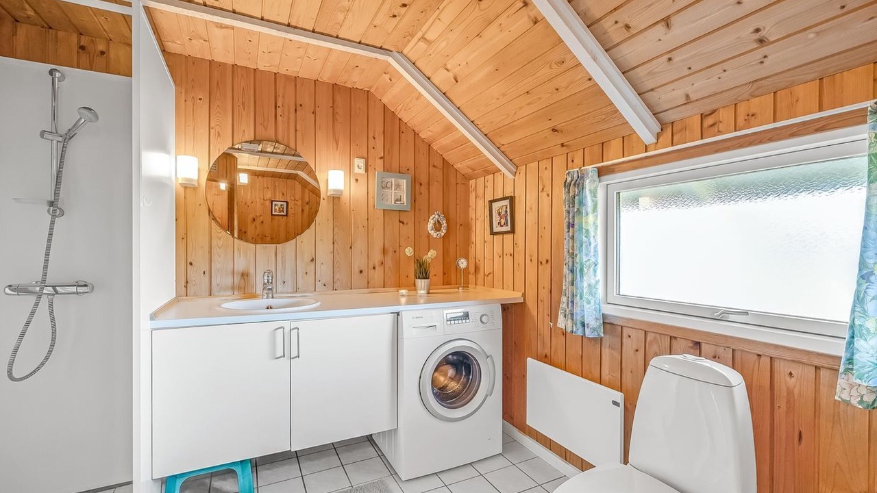 Photo of Bathroom in Trans