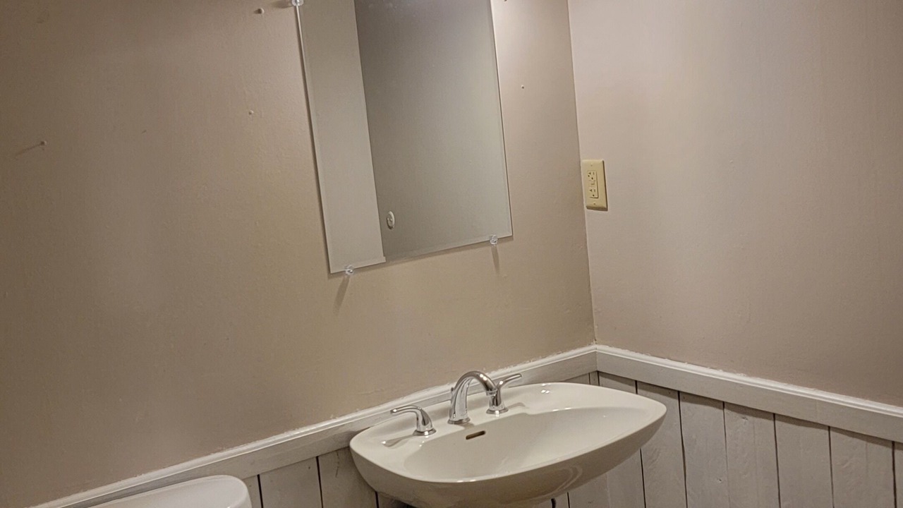 Photo of Bathroom in Stone Mountain