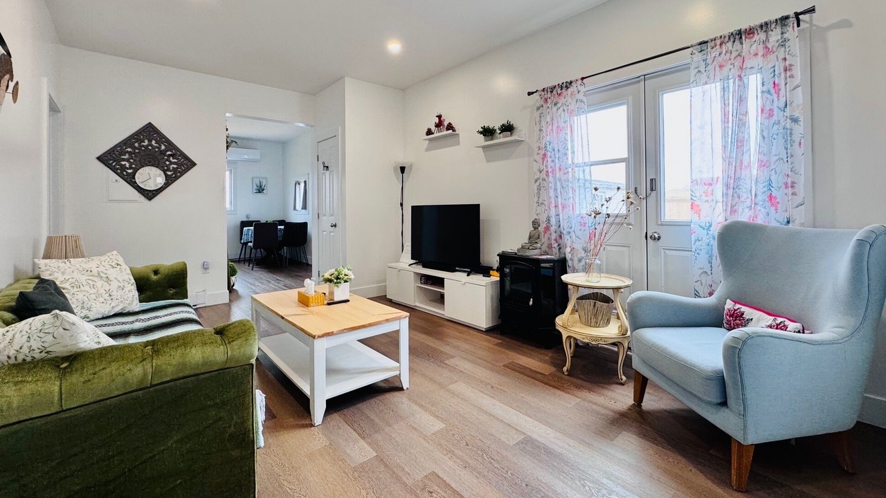 Photo of Livingroom in New Glasgow