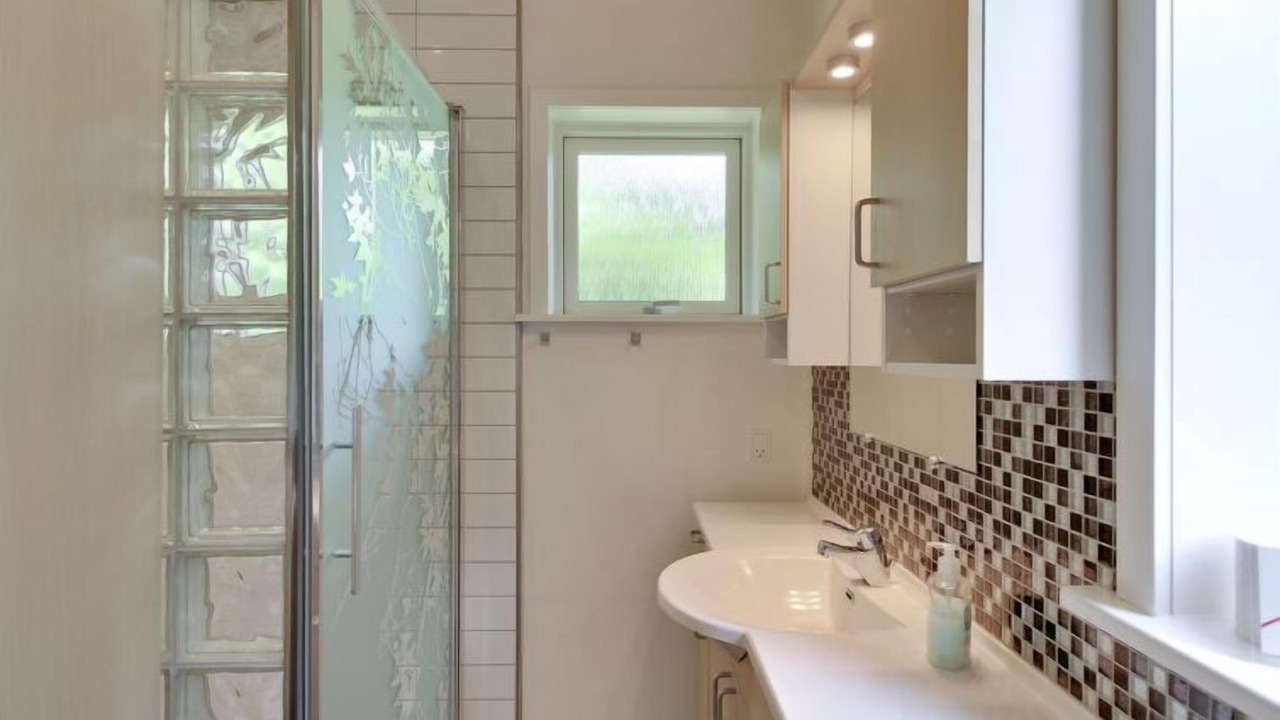 Photo of Bathroom in Skygge