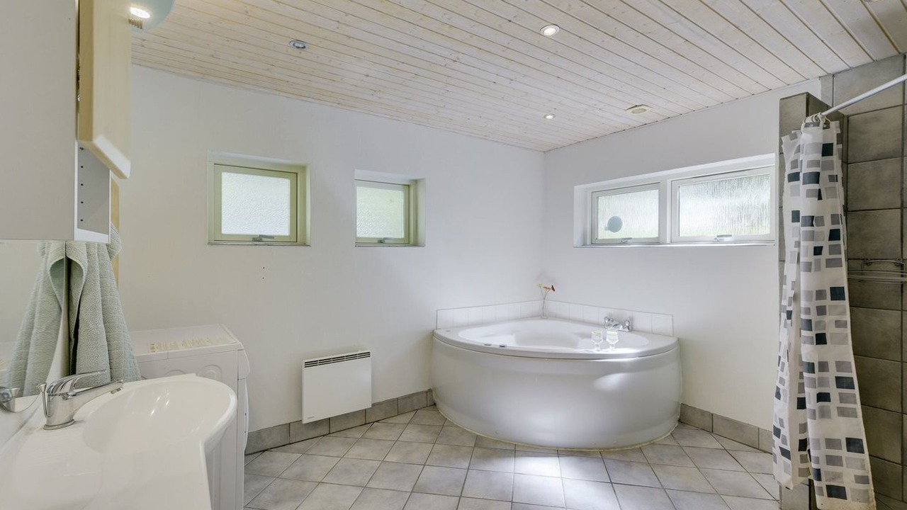 Photo of Bathroom in Skygge
