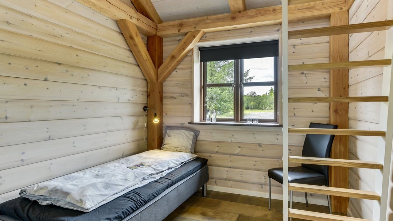 Photo of Others in Skygge