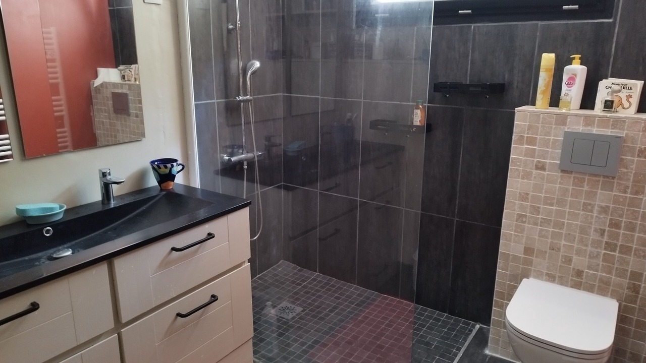 Photo of Bathroom in Saint-Montan