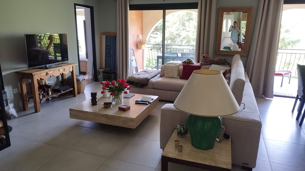 Photo of Livingroom in Saint-Montan