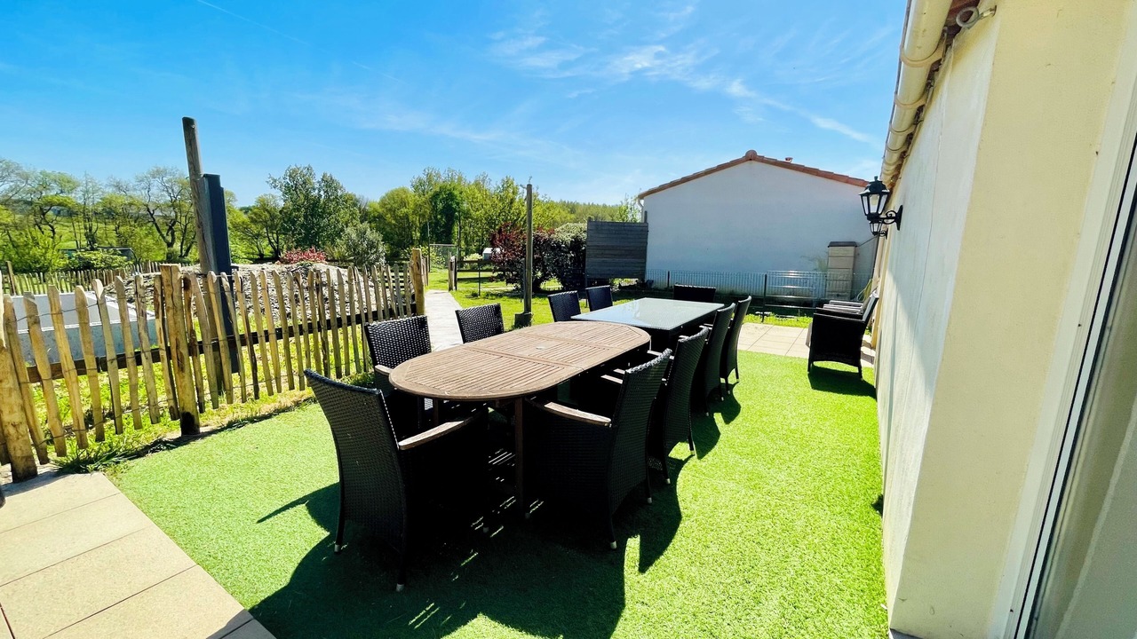 Photo of Outdoor in Saint-Reverend