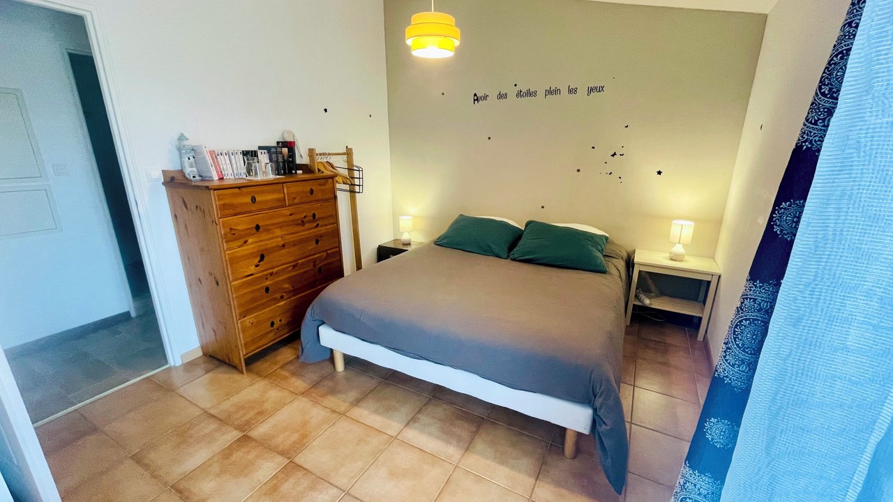 Photo of Bedroom in Saint-Reverend