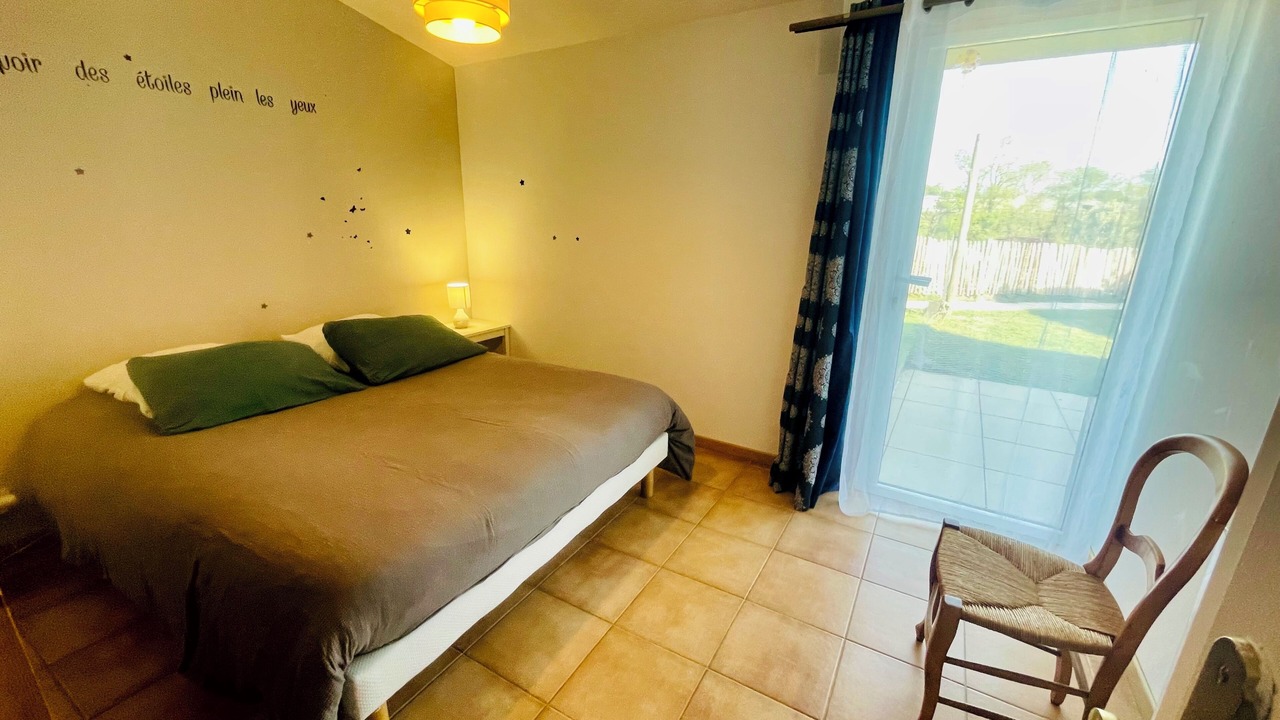 Photo of Bedroom in Saint-Reverend