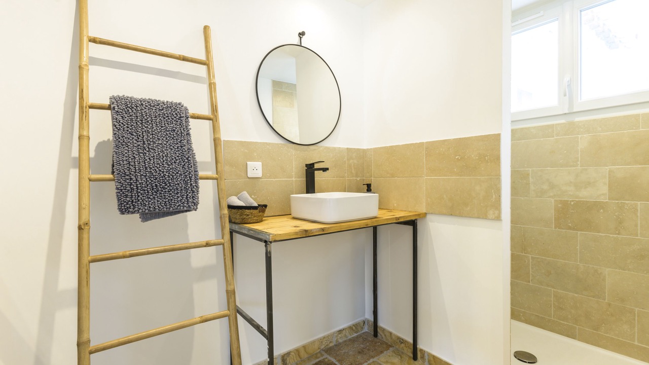 Photo of Bathroom in Tulette