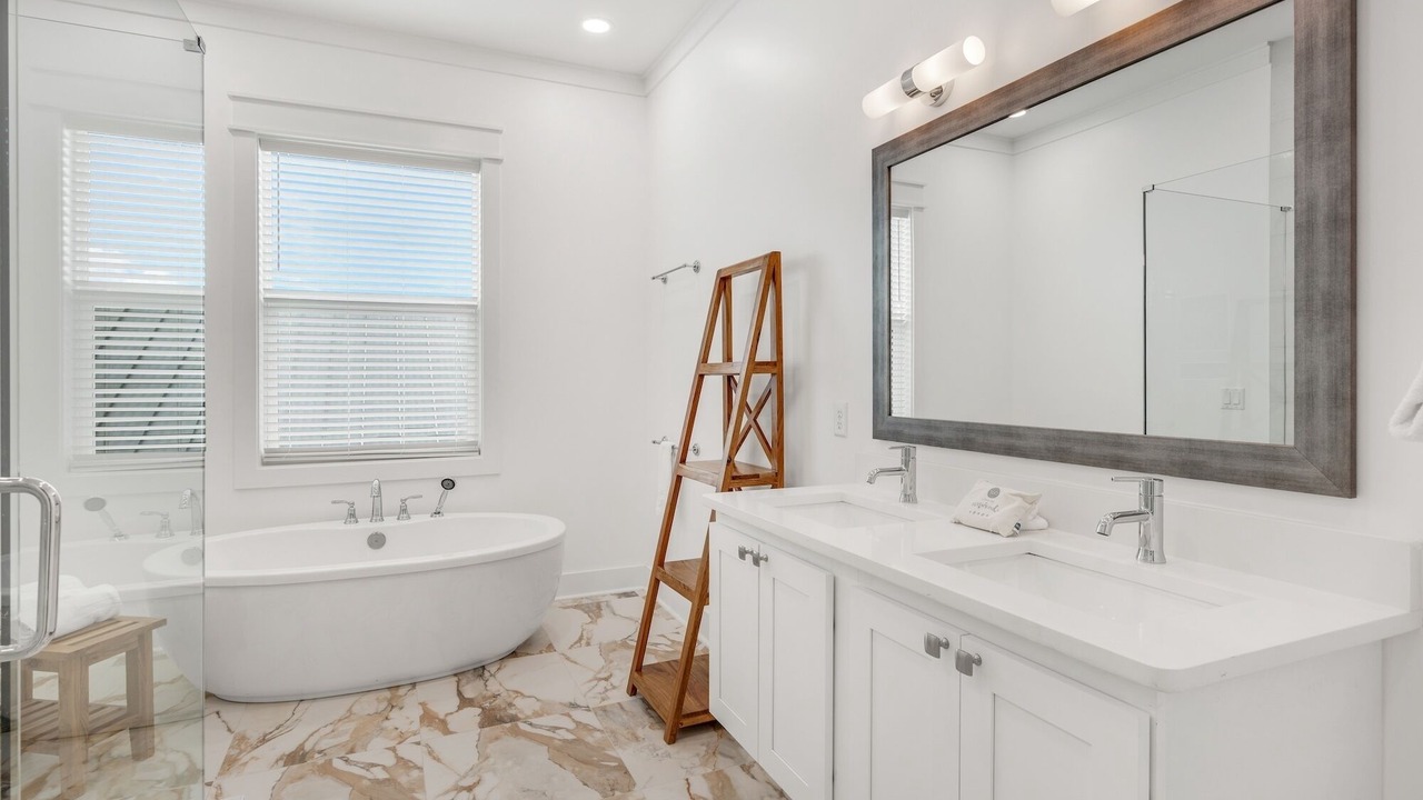 Photo of Bathroom in Miramar Beach