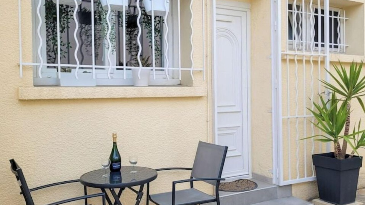 Photo of Outdoor in Les Beaux-Arts