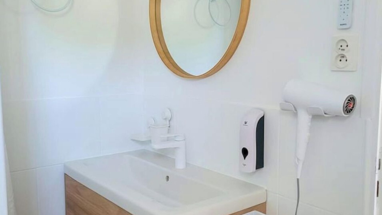 Photo of Bathroom in Les Beaux-Arts