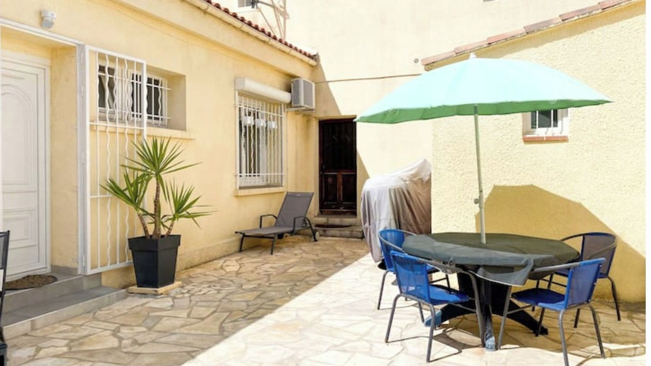 Photo of Outdoor in Les Beaux-Arts