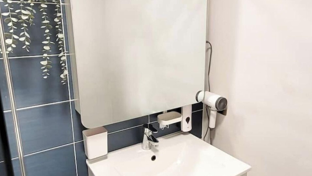 Photo of Bathroom in Residence Las Rebes Batiment