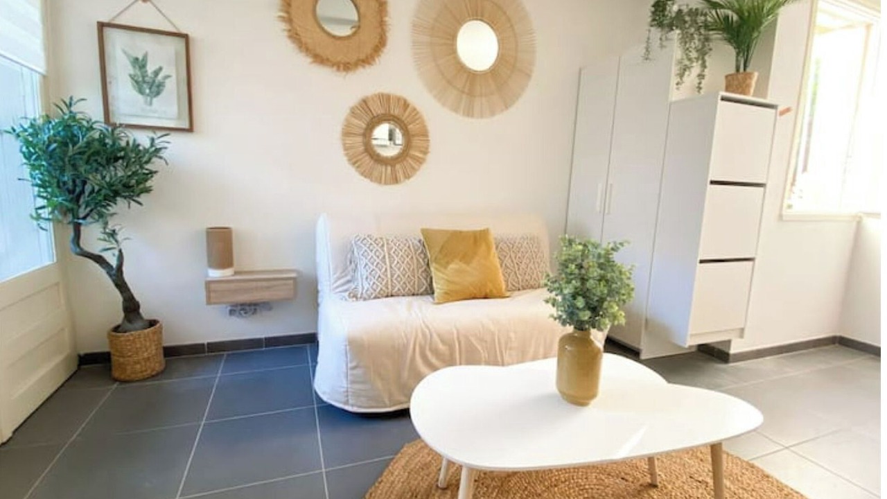 Photo of Livingroom in Residence Las Rebes Batiment