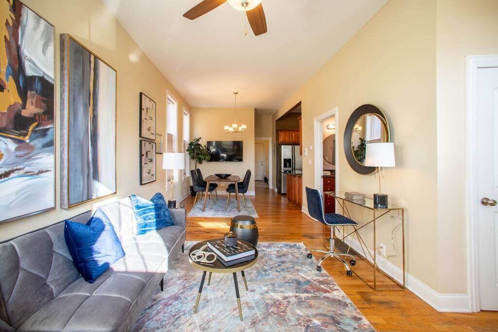 Photo of Livingroom in Lower West Side