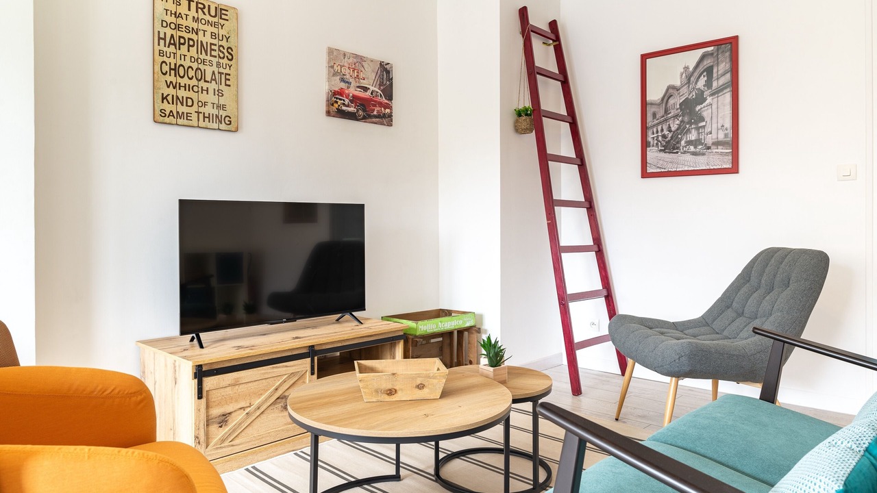 Photo of Livingroom in Zola