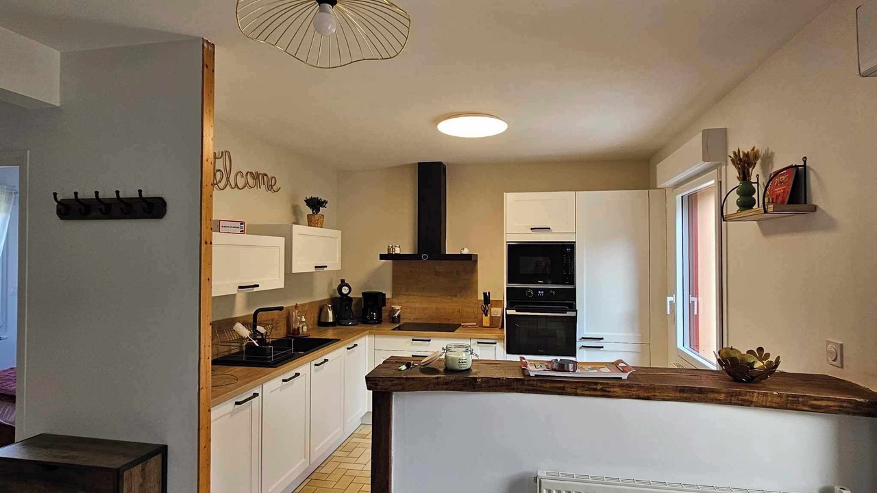 Photo of Kitchen in Saint-Michel-en-Greve