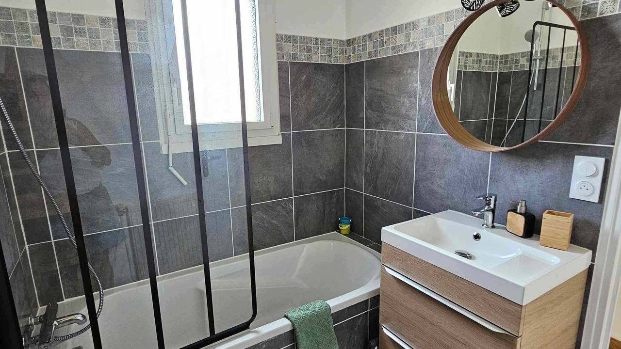 Photo of Bathroom in Saint-Michel-en-Greve