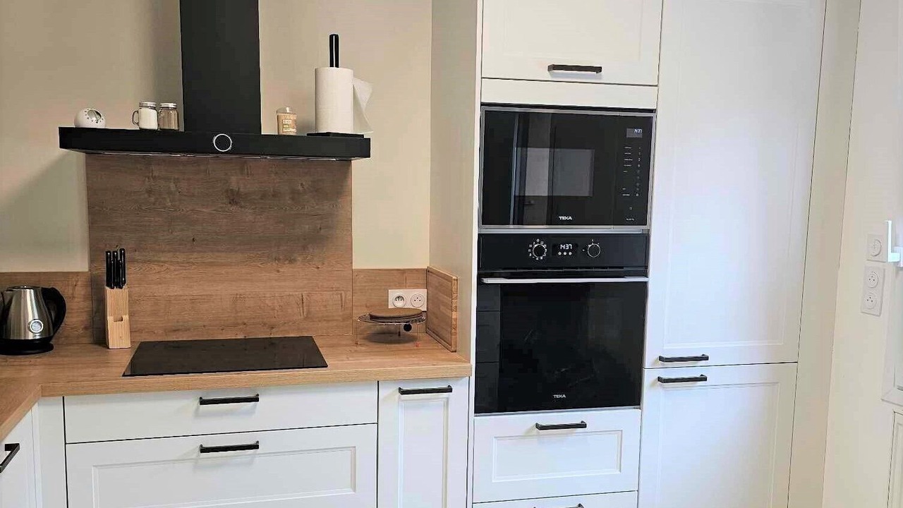 Photo of Kitchen in Saint-Michel-en-Greve