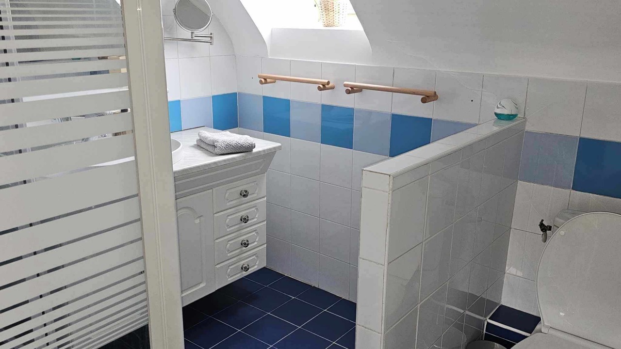 Photo of Bathroom in Saint-Michel-en-Greve
