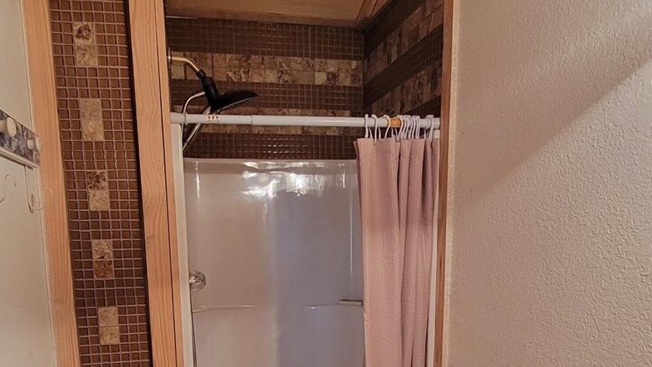 Photo of Bathroom in Centre
