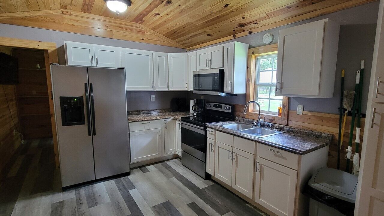 Photo of Kitchen in Centre
