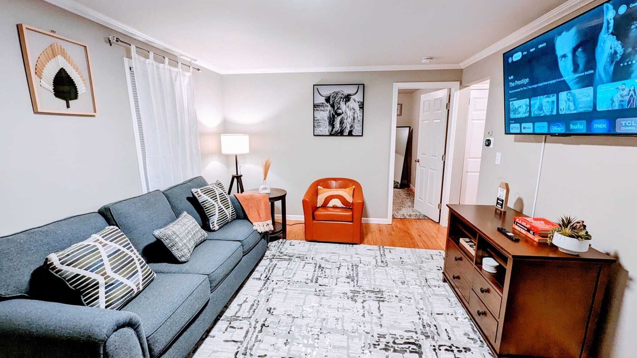 Photo of Livingroom in Syracuse