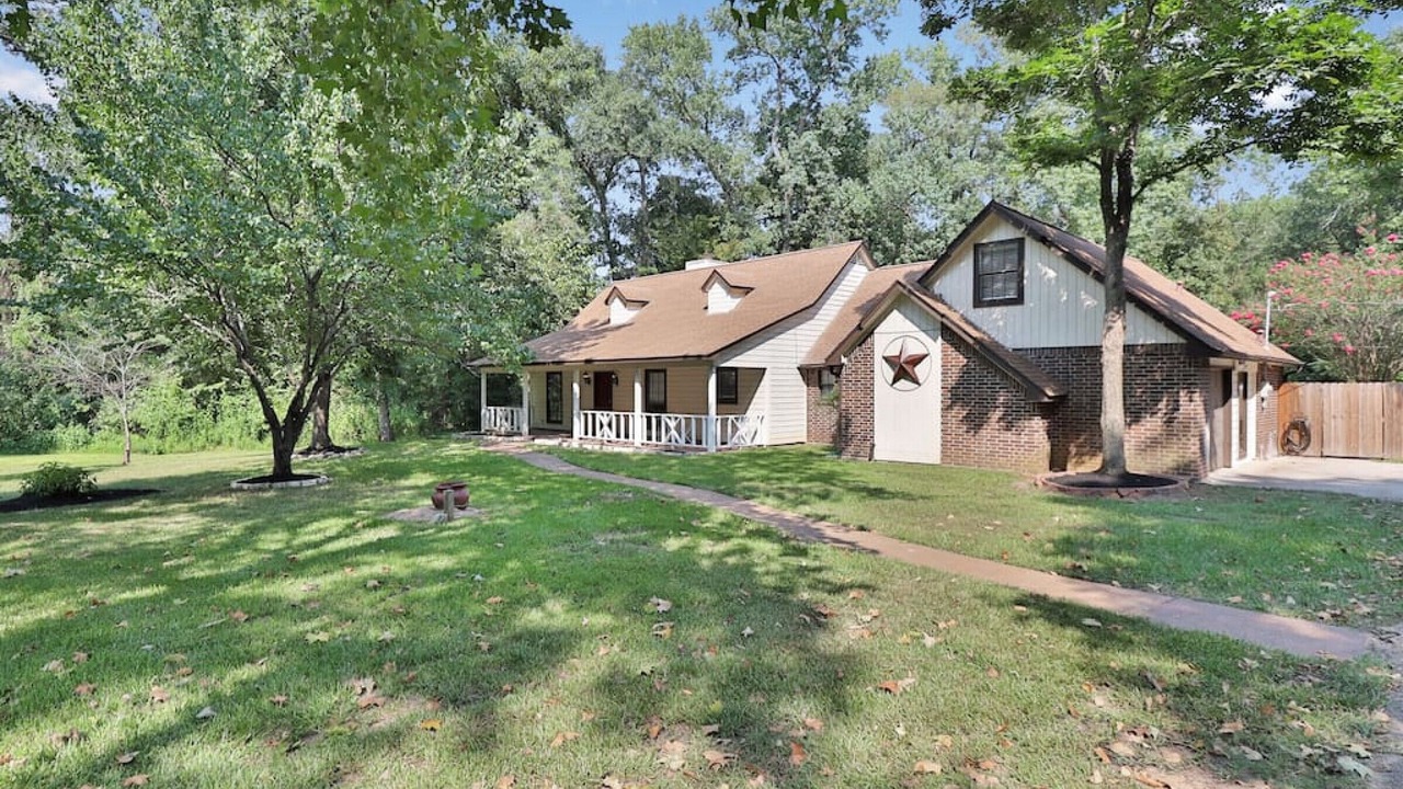 Photo of Outdoor in Conroe