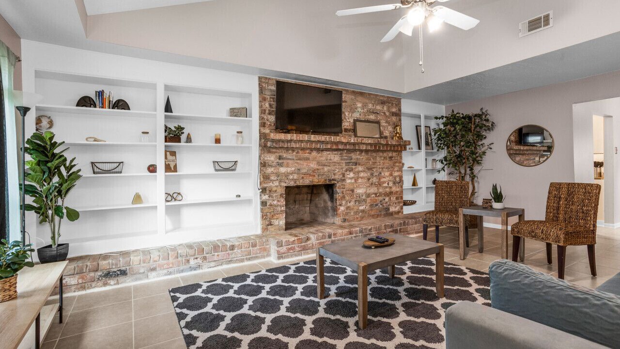 Photo of Livingroom in Kempwood
