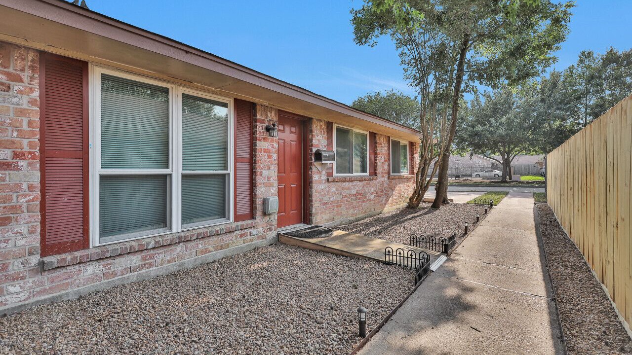 Photo of Outdoor in Kempwood