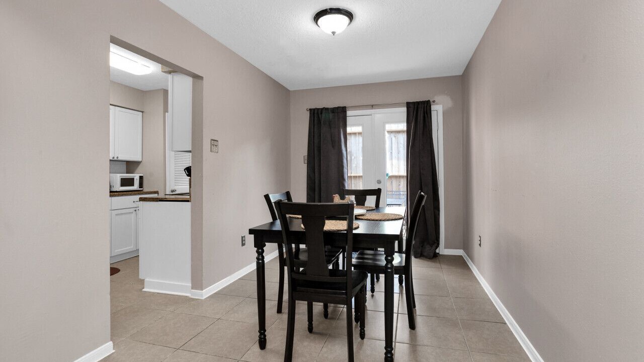Photo of Bedroom in Kempwood