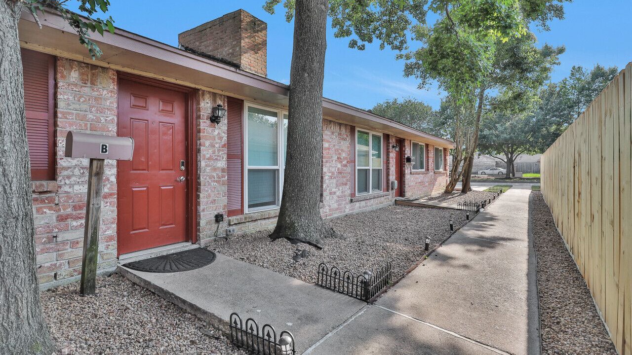Photo of Outdoor in Kempwood