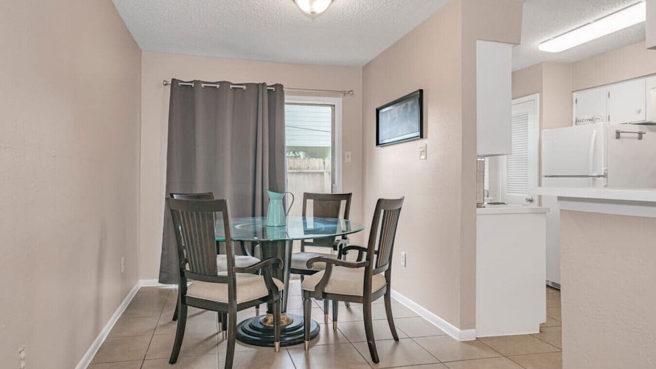 Photo of Bedroom in Kempwood