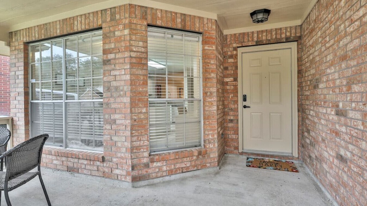 Photo of Patio Balcony in Spring