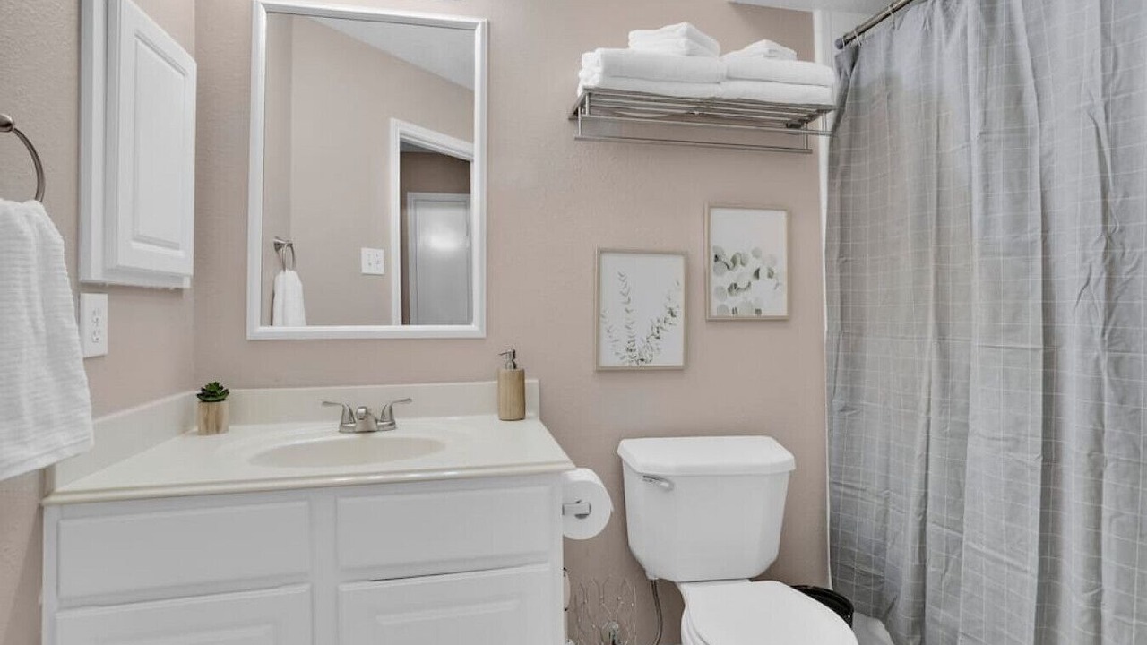 Photo of Bathroom in Spring