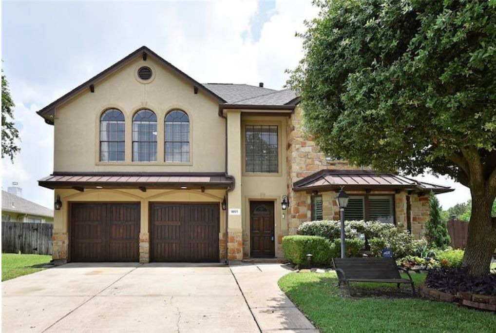 Photo of Outdoor in Mission Bend