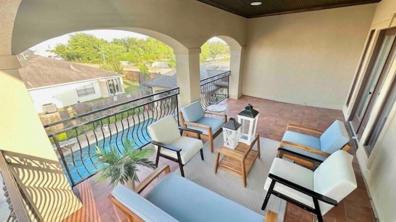 Photo of Patio Balcony in Mission Bend