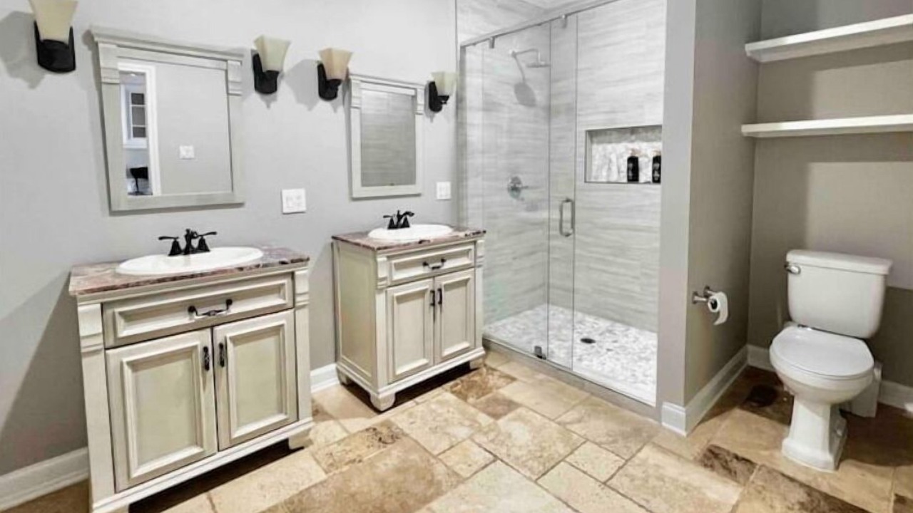 Photo of Bathroom in Mission Bend