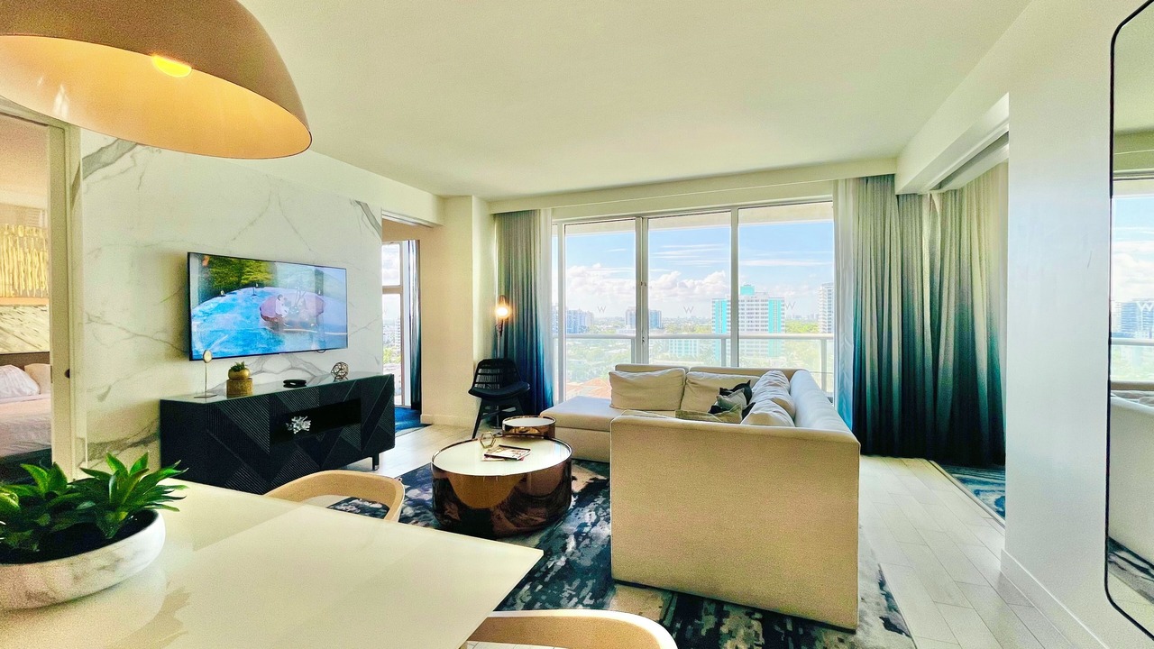 Photo of Livingroom in Central Beach