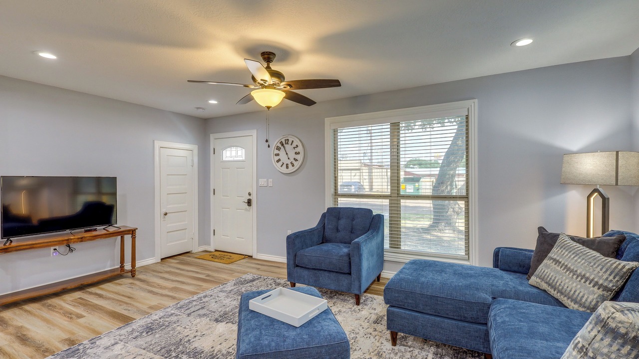 Photo of Livingroom in Hearne