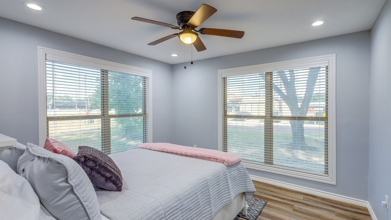 Photo of Bedroom in Hearne