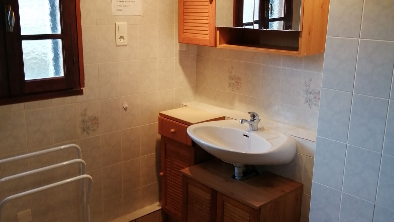 Photo of Bathroom in Chazelles