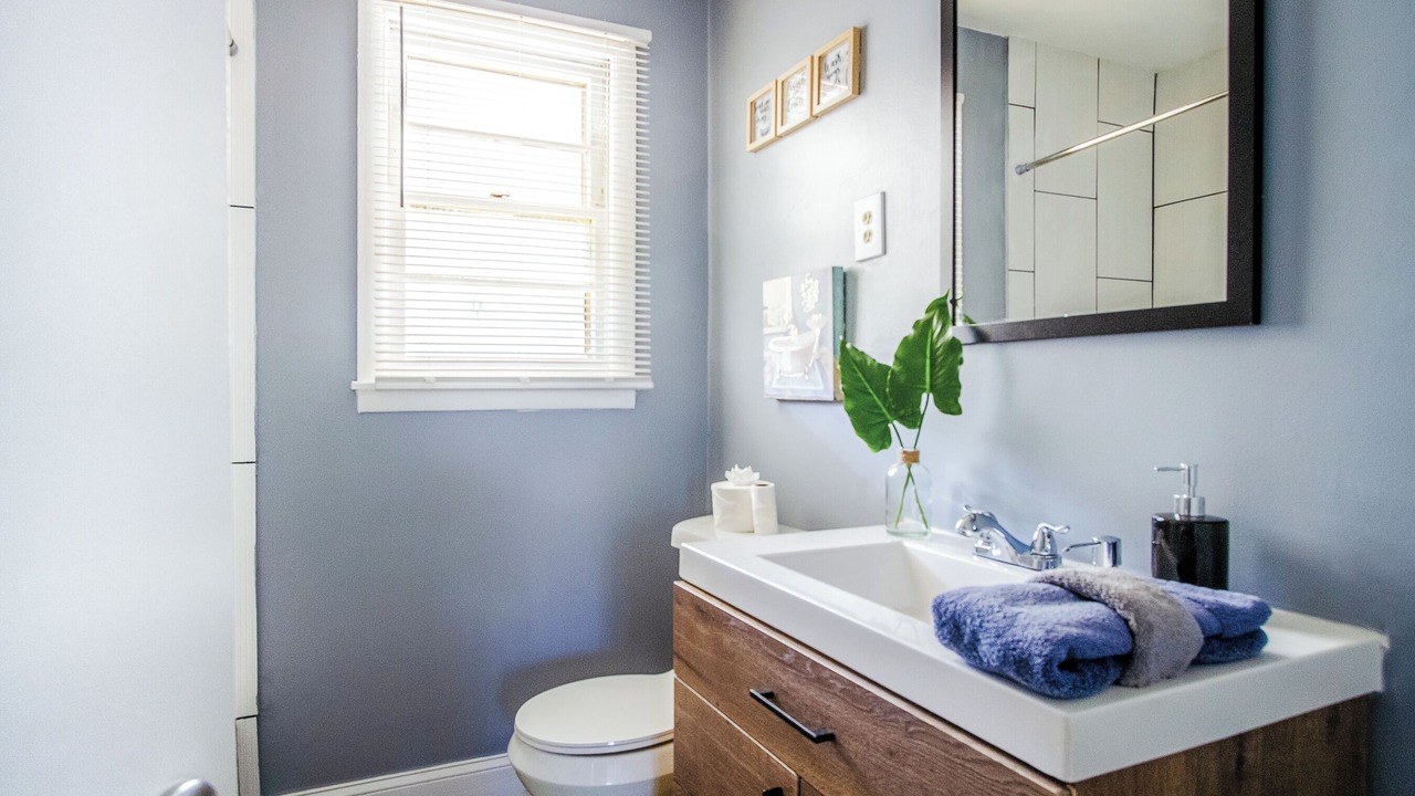 Photo of Bathroom in Crosstown