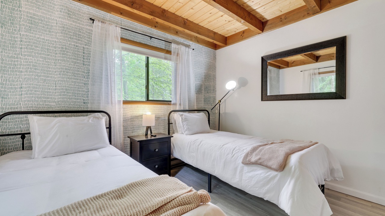 Photo of Bedroom in Hamlin