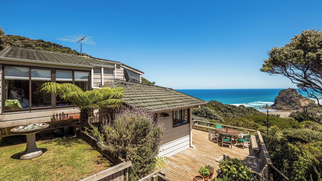 Photo of Patio Balcony in Piha