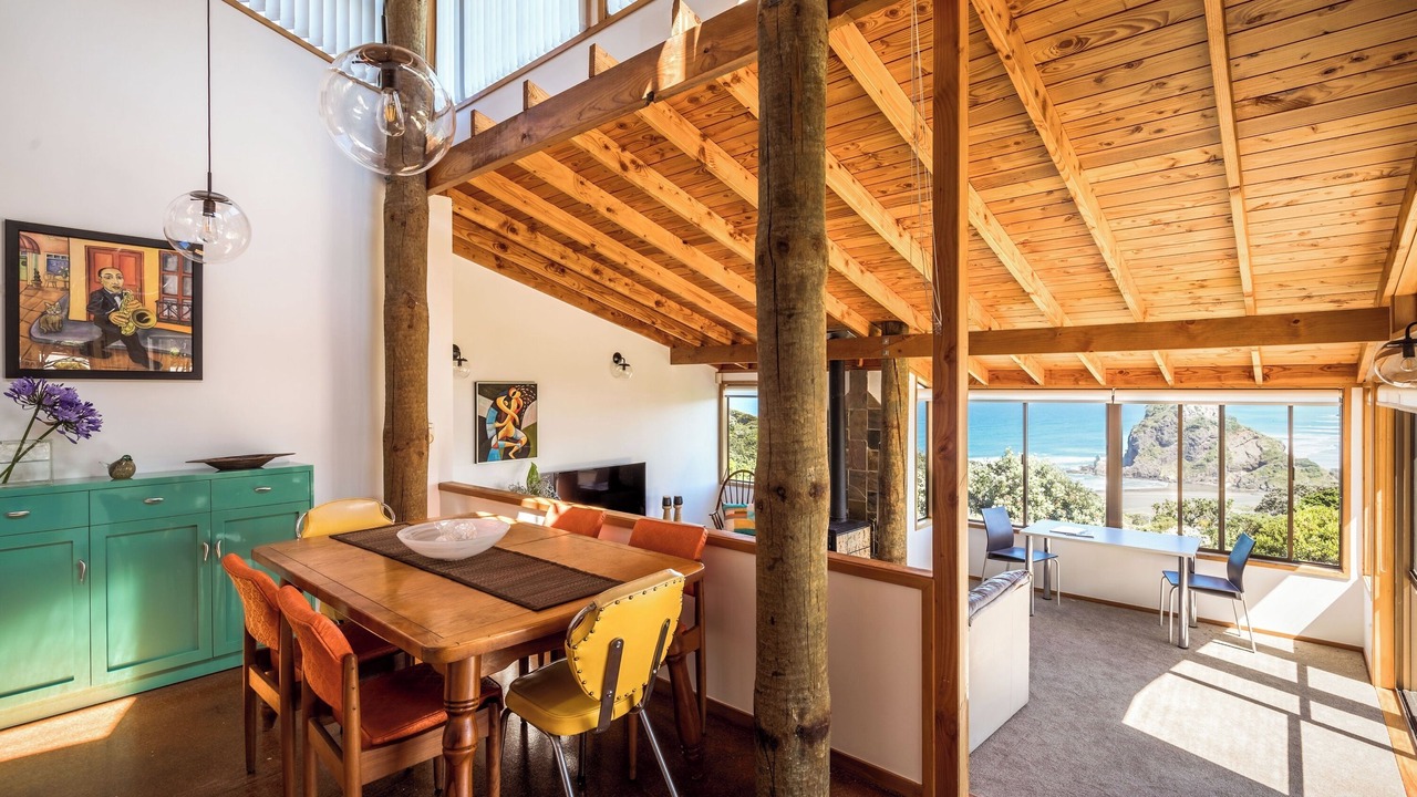 Photo of Others in Piha