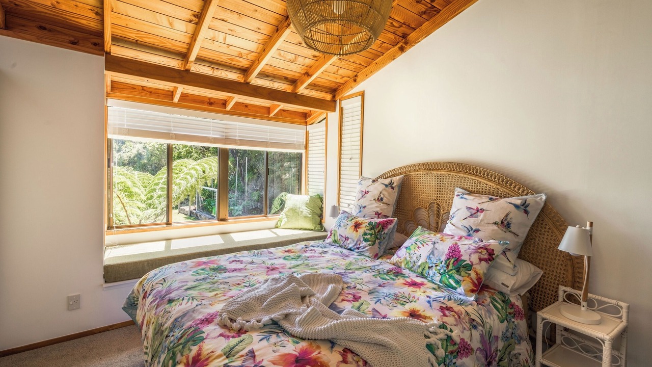 Photo of Bedroom in Piha