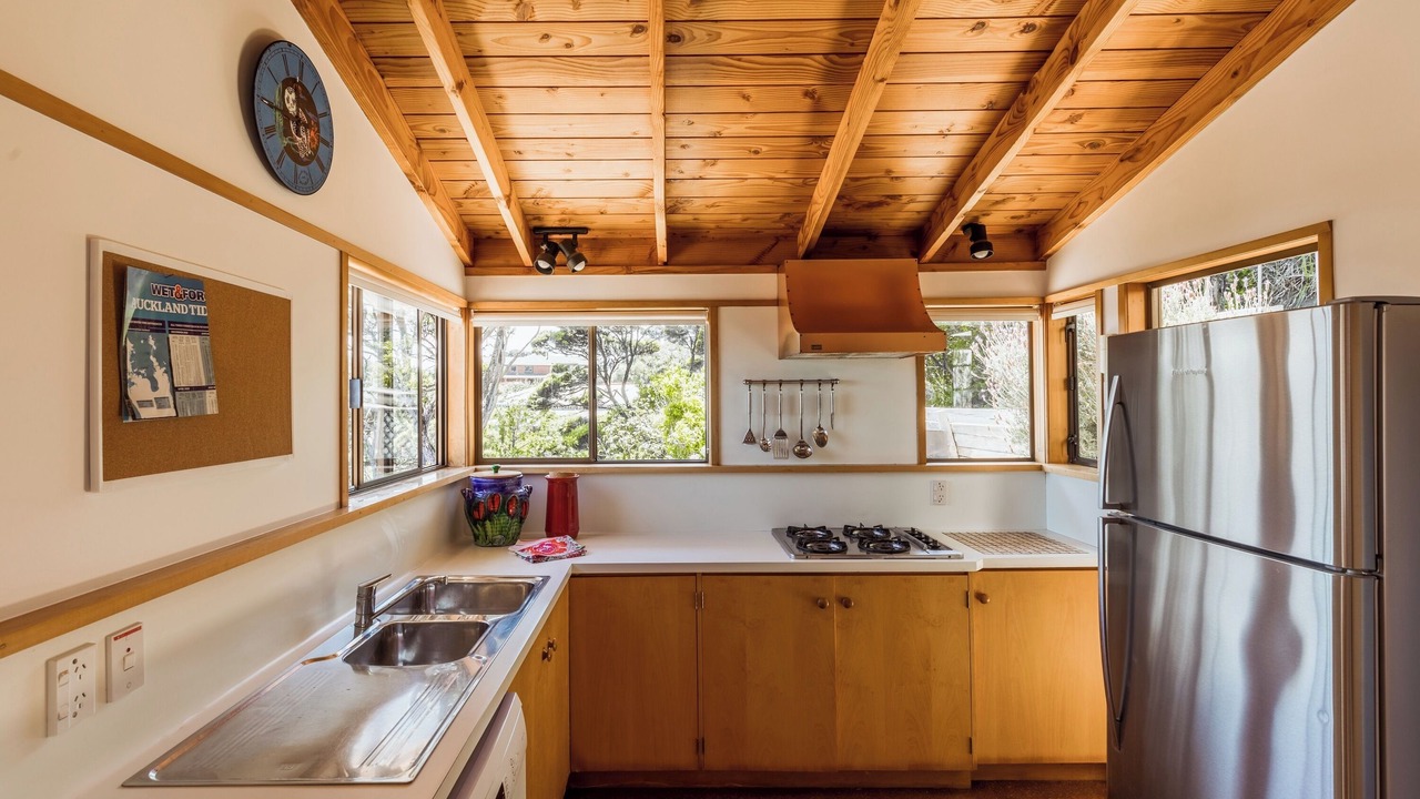 Photo of Kitchen in Piha