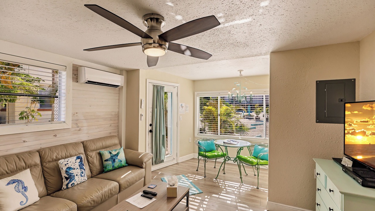 Photo of Livingroom in Siesta Key